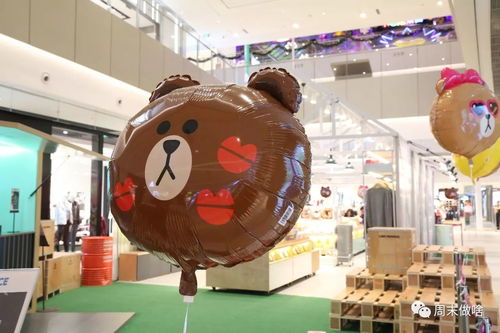 魔都10米LINE熊圣诞树萌袭怡丰城，真人布朗熊面基与海量周边折扣来袭